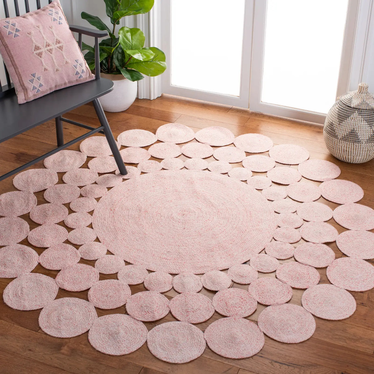 Safavieh Cape Cod 5'-0" x 5'-0" Rug in Pink