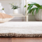 Safavieh Abstract 4'-0" x 6'-0" Rug in Beige / Ivory