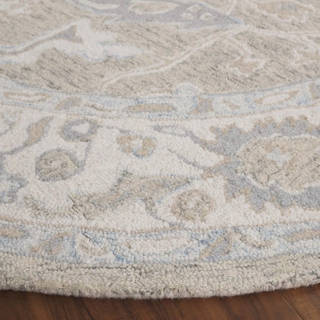 Safavieh Ebony 6'-0" x 6'-0" Rug in Light Grey / Ivory