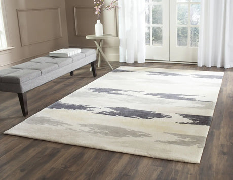Safavieh Soho 5'-0" x 8'-0" Rug in Ivory / Grey