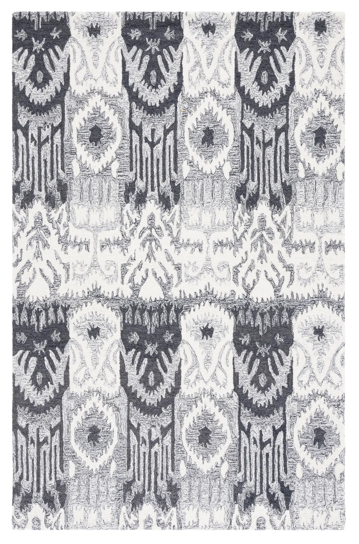 Safavieh Ikat 4'-0" x 6'-0" Rug in Ivory / Black
