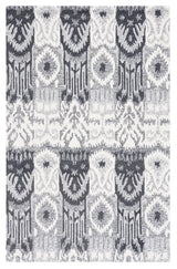 Safavieh Ikat 4'-0" x 6'-0" Rug in Ivory / Black
