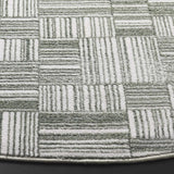 Safavieh Orchard 6'-7" x 6'-7" Rug in Green / Ivory