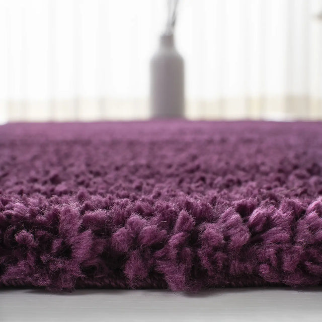 Safavieh August Shag 900 5'-3" x 7'-6" Rug in Purple