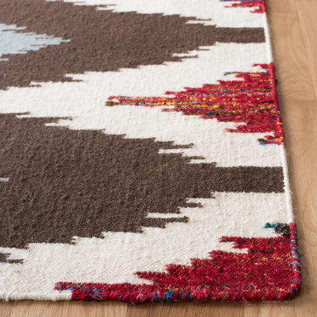 Safavieh Dhurries 5'-0" x 8'-0" Rug in Multi
