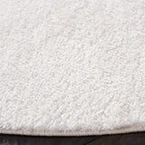 Safavieh Tahoe Shag 6'-7" x 6'-7" Rug in White