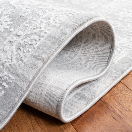 Safavieh Princeton 5'-3" x 7'-6" Rug in Grey / Beige