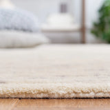 Safavieh Trace 4'-0" x 6'-0" Rug in Grey / Ivory