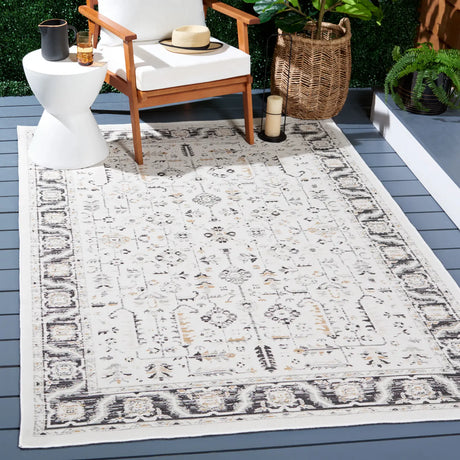 Safavieh Sunrise 5'-3" x 7'-7" Rug in Ivory / Grey Black