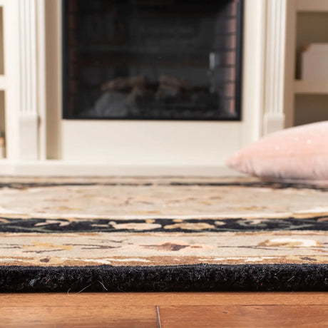 Safavieh Empire 4'-0" x 6'-0" Rug in Assorted