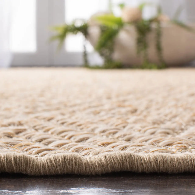 Safavieh Palm Beach 5'-0" x 8'-0" Rug in Beige / Beige