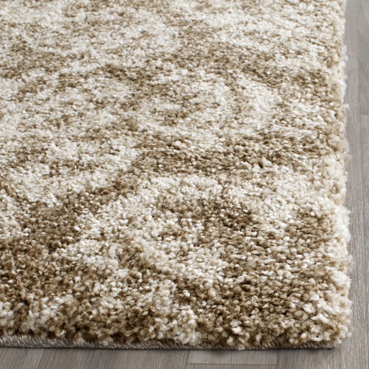 Safavieh Florida Shag 2'-3" x 11'-0" Rug in Beige / Cream
