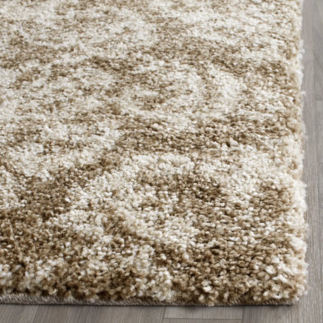 Safavieh Florida Shag 2'-3" x 11'-0" Rug in Beige / Cream