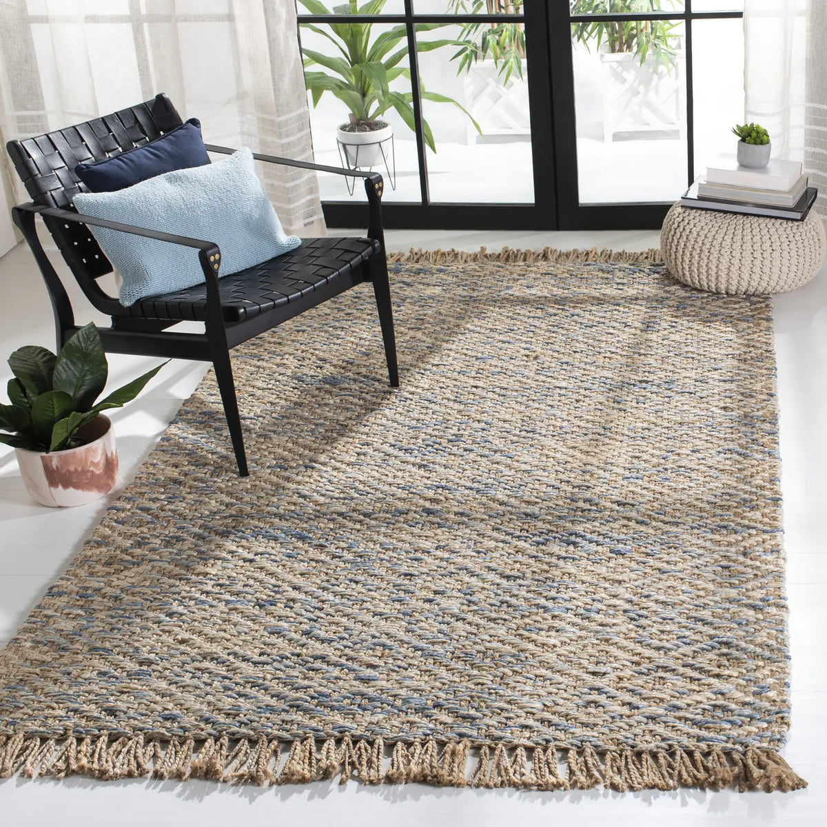 Safavieh Natural Fiber 4'-0" x 6'-0" Rug in Natural / Blue