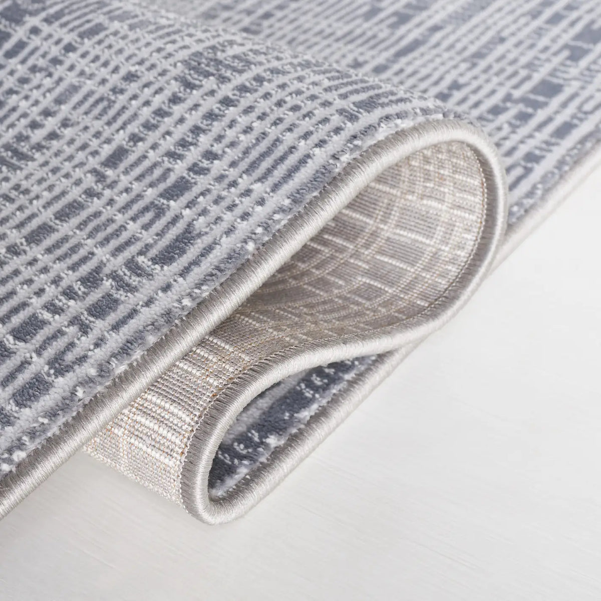 Safavieh Continental 4'-0" x 6'-0" Rug in Dark Grey / Light Grey
