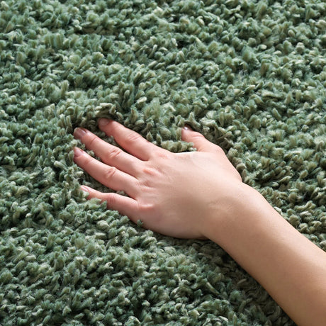 Safavieh August Shag 3'-0" x 5'-0" Rug in Green