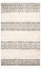 Safavieh Manhattan 4'-0" x 6'-0" Rug in Ivory / Grey