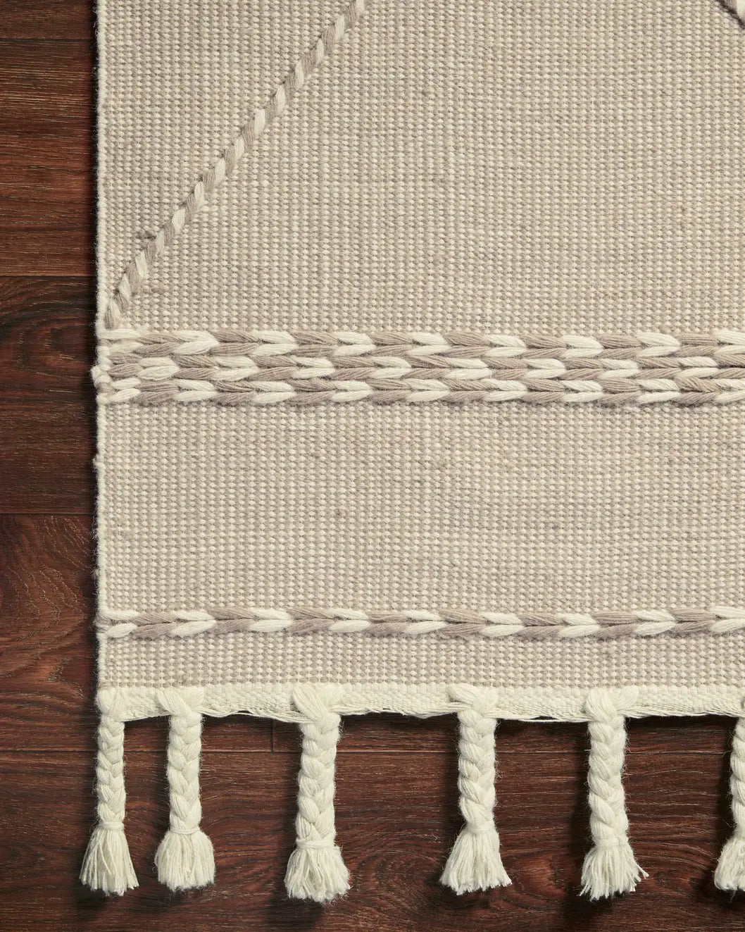Loloi Sawyer Saw-03 Sand Rugs - corner on wood