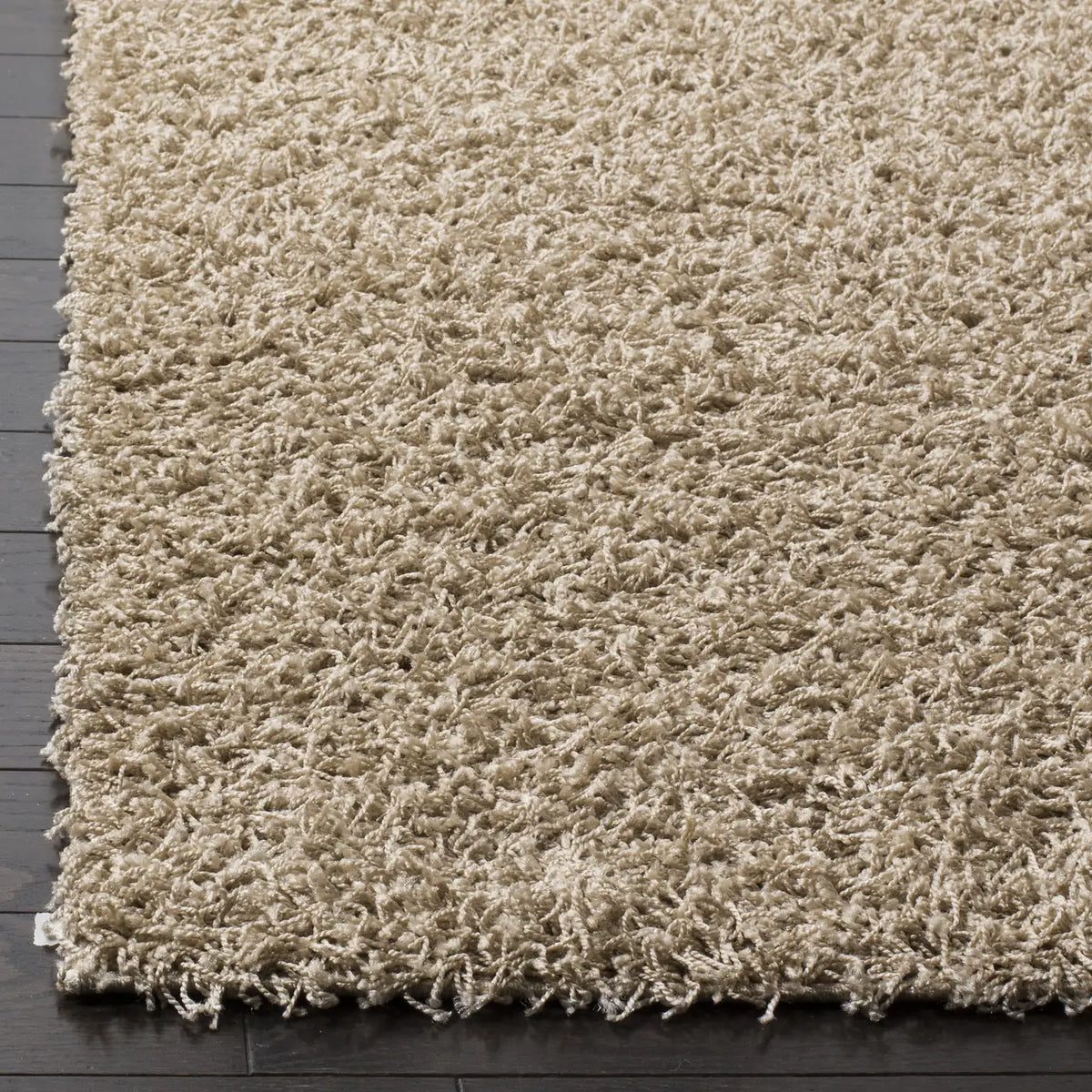 Safavieh Sga-Athens Shag 6'-0" x 9'-0" Rug in Beige