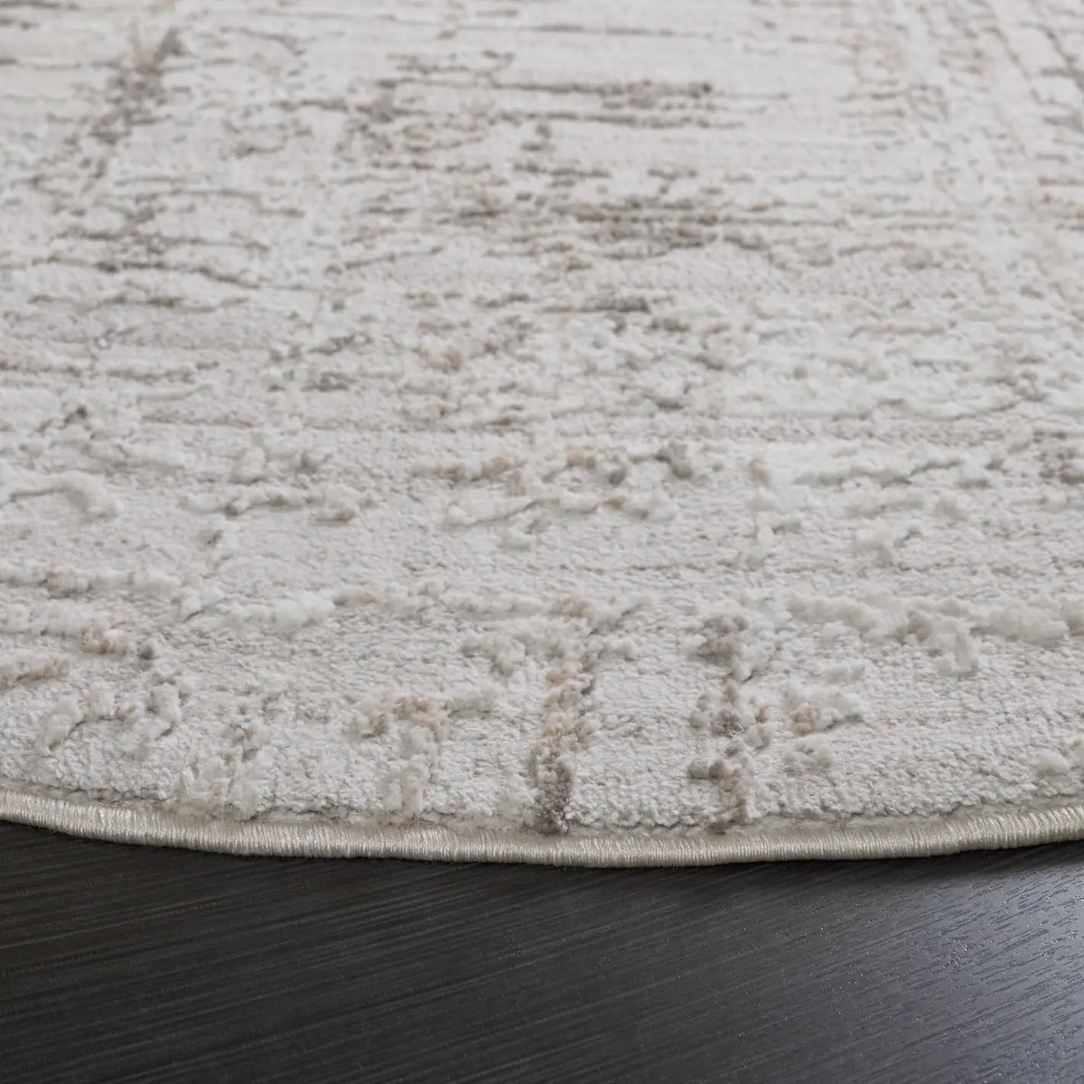 Safavieh Parker 6'-7" x 6'-7" Rug in Taupe / Ivory Grey