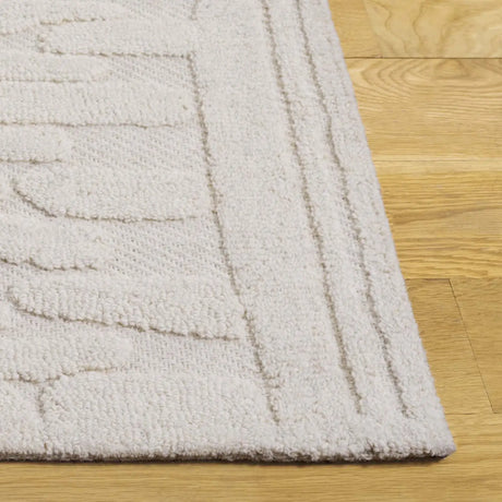 Safavieh Chatham 4'-0" x 6'-0" Rug in Ivory