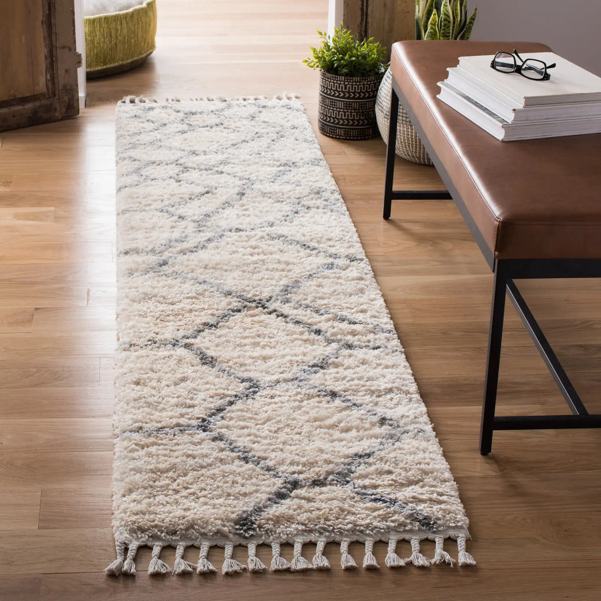 Safavieh Berber Fringe Shag 2'-0" x 8'-0" Rug in Cream / Grey