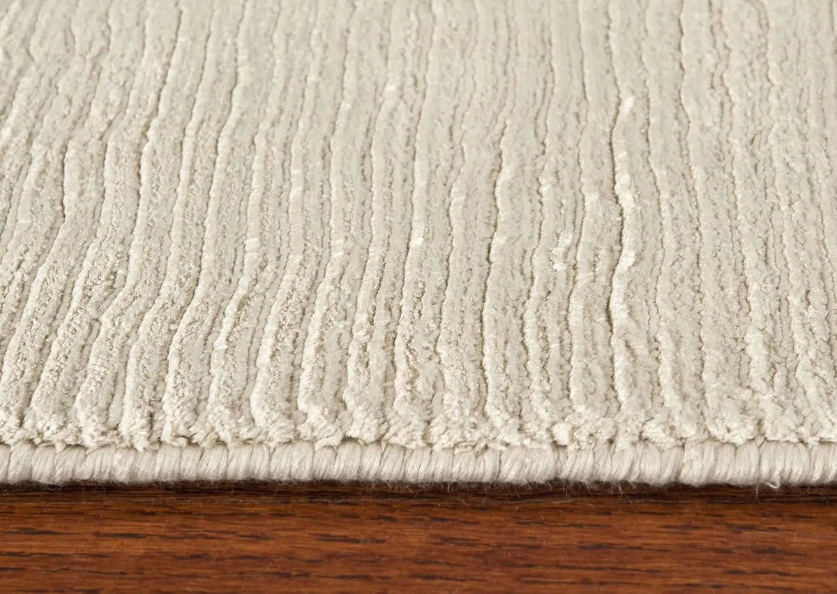 Safavieh Mirage 5'-0" x 8'-0" Rug in Light Silver