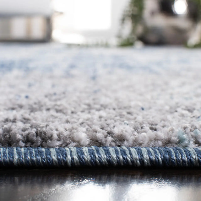 Safavieh Aston 4'-0" x 6'-0" Rug in Navy / Grey