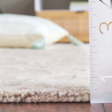 Safavieh Glamour 4'-0" x 6'-0" Rug in Beige / Ivory