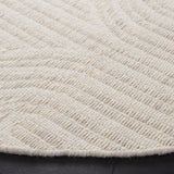 Safavieh Kilim 6'-0" x 6'-0" Rug in Light Grey / Ivory