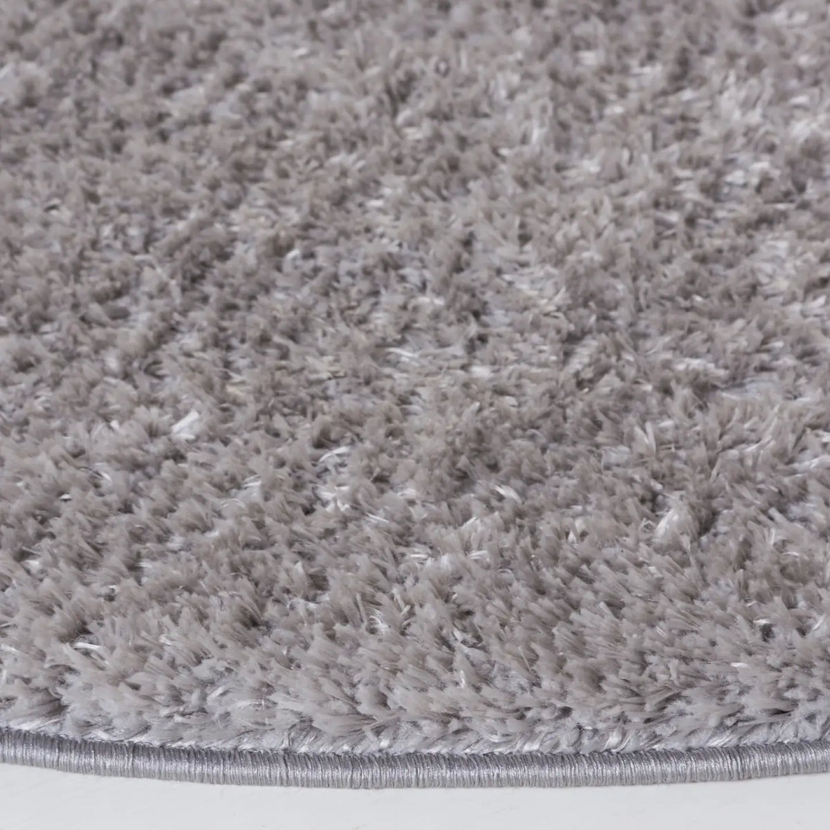 Safavieh Tahoe Shag 6'-7" x 6'-7" Rug in Grey