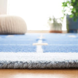 Safavieh Genre 4'-0" x 6'-0" Rug in Blue / Beige