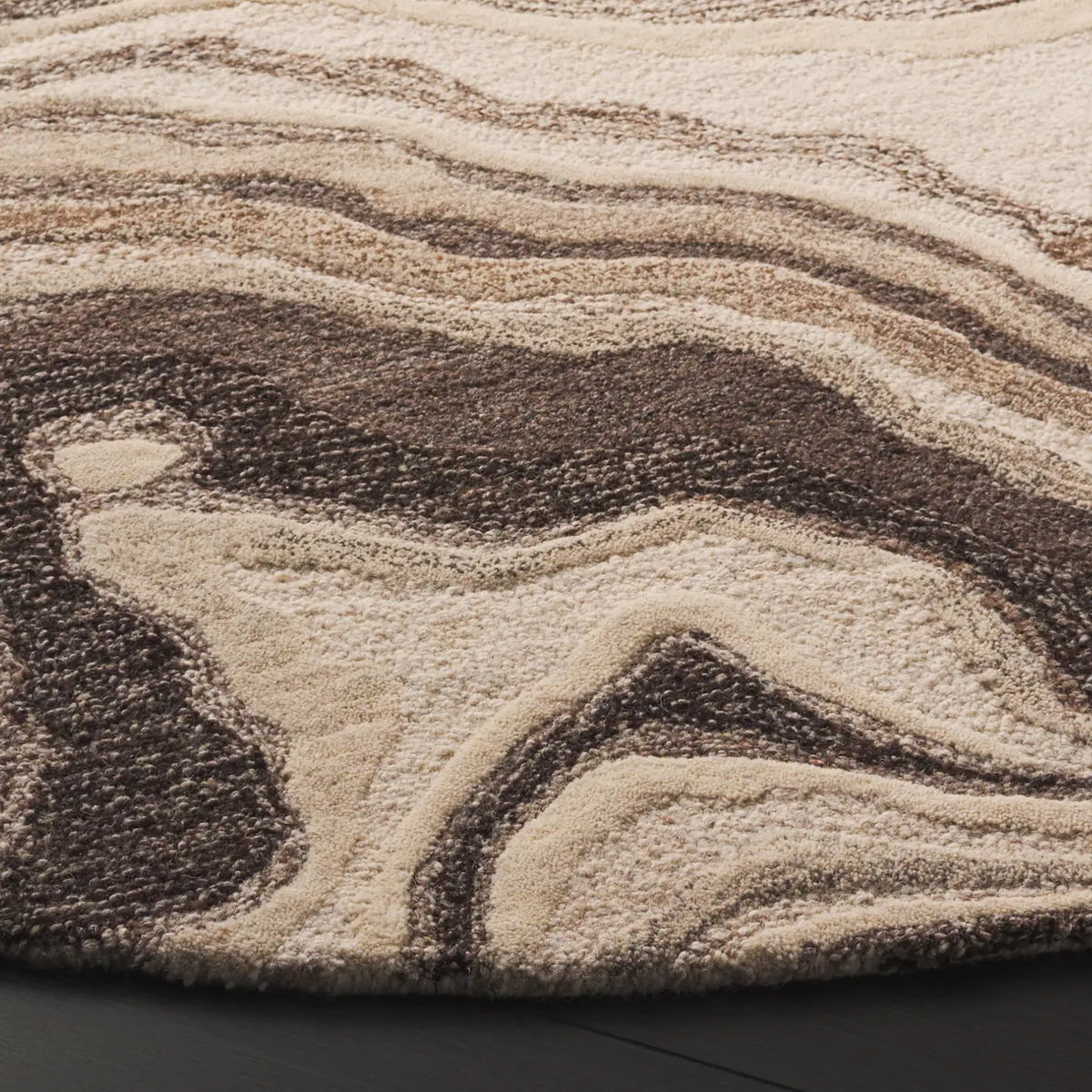 Safavieh Metro 6'-0" x 6'-0" Rug in Brown / Ivory