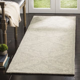 Safavieh Micro-Loop 2'-3" x 7'-0" Rug in Silver
