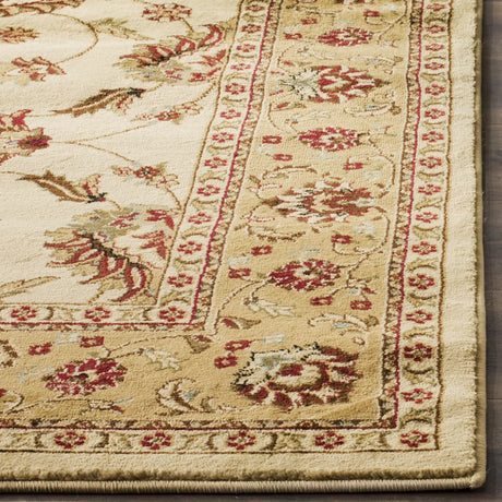 Safavieh Lyndhurst 5'-3" x 7'-6" Rug in Ivory / Beige