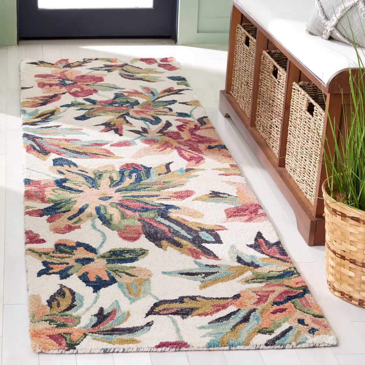 Safavieh Blossom 2'-3" x 8'-0" Rug in Ivory / Plum