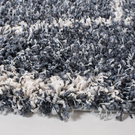 Safavieh Pro Lux Shag 400 6'-7" x 6'-7" Rug in Blue / Creme