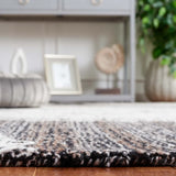 Safavieh Ebony 4'-0" x 6'-0" Rug in Brown / Ivory