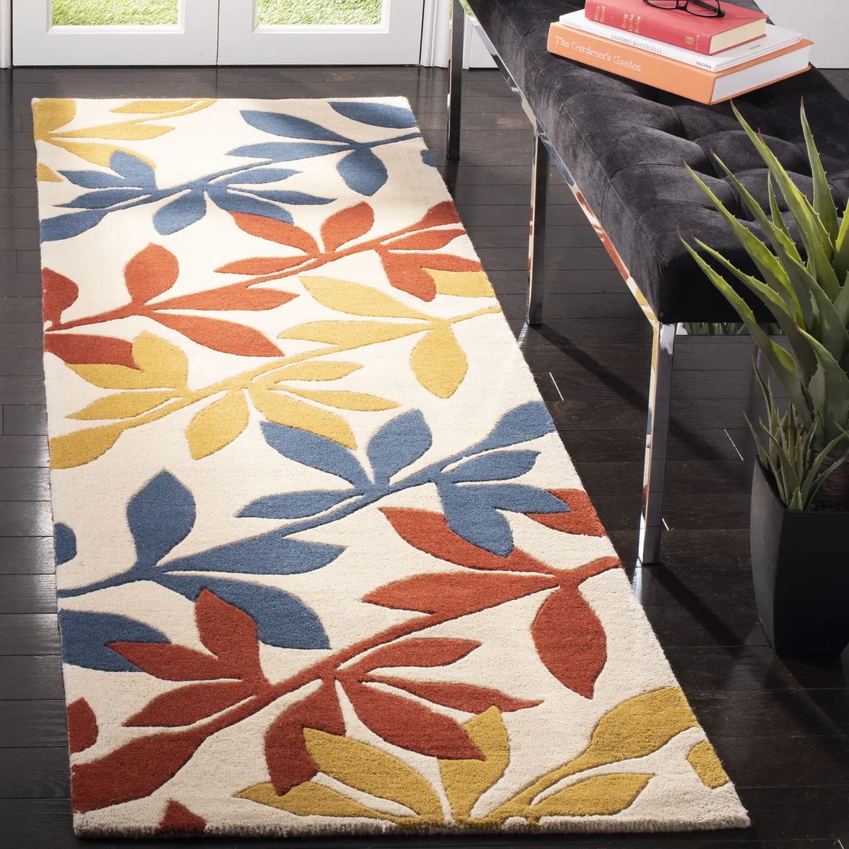 Safavieh Soho 2'-6" x 8'-0" Rug in Beige / Multi