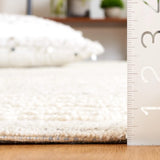 Safavieh Ebony 4'-0" x 6'-0" Rug in Light Grey / Ivory