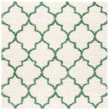 Safavieh Venus Shag 500 6'-7" x 6'-7" Rug in Ivory / Green
