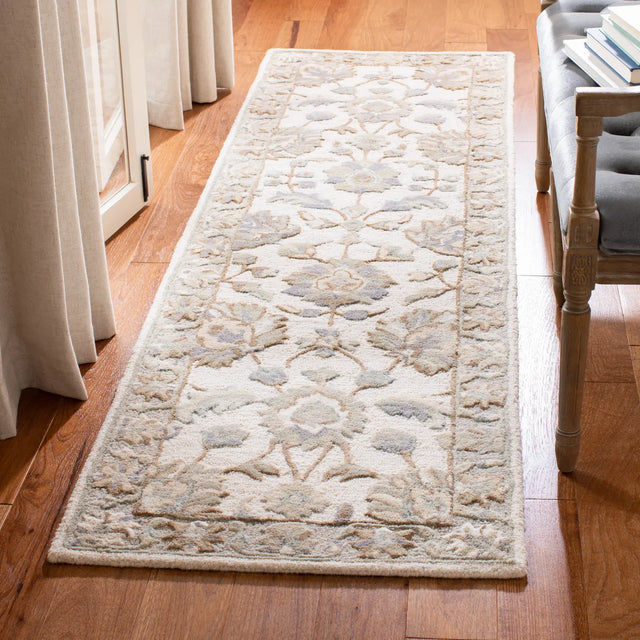 Safavieh Glamour 2'-3" x 8'-0" Rug in Ivory / Grey