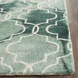 Safavieh Dip Dye 2'-3" x 6'-0" Rug in Green / Ivory
