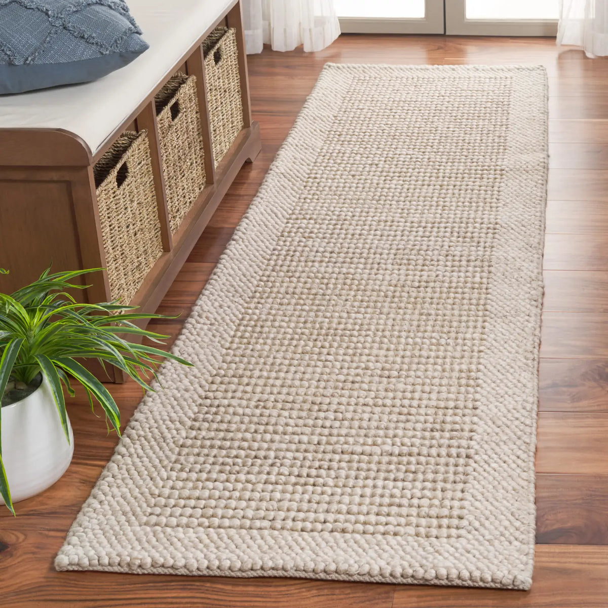 Safavieh Natura 2'-3" x 11'-0" Rug in Beige