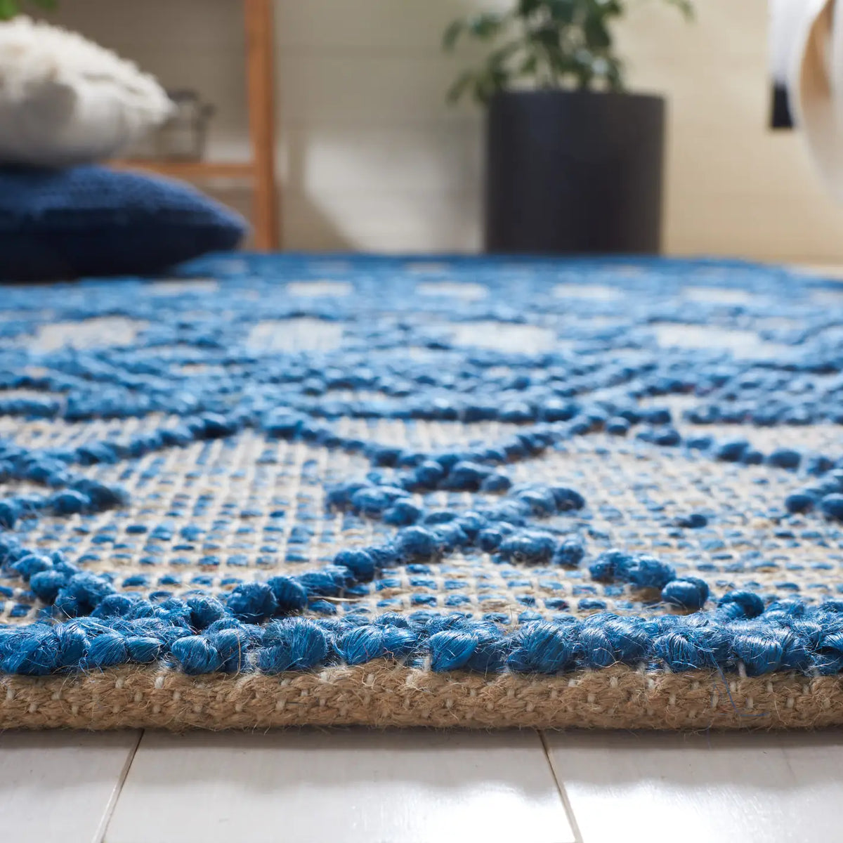 Safavieh Natural Fiber 4'-0" x 6'-0" Rug in Blue / Natural