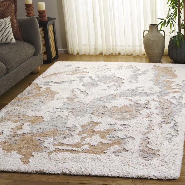 Safavieh Casablanca 4'-0" x 6'-0" Rug in Ivory / Brown