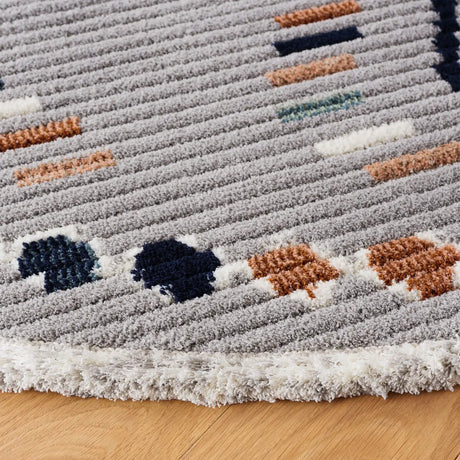 Safavieh Marrakesh 6'-7" x 6'-7" Rug in Grey / Blue Rust