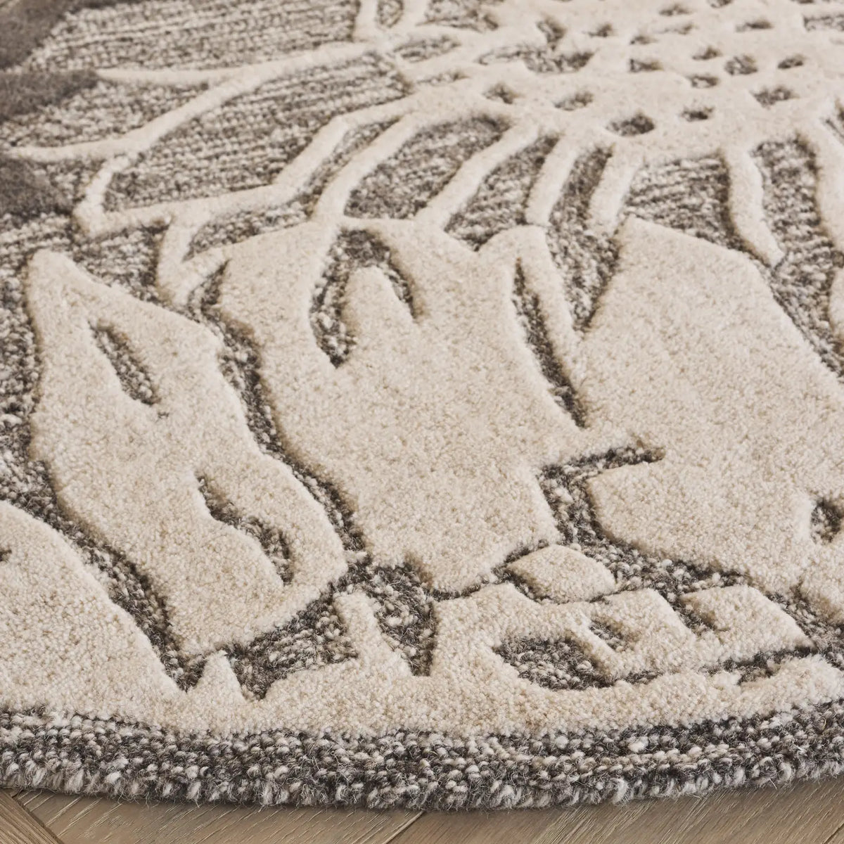 Safavieh Jardin 6'-0" x 6'-0" Rug in Grey / Ivory