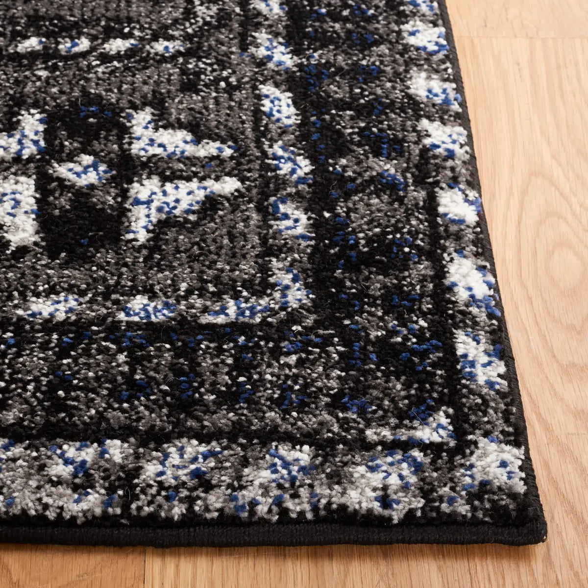 Safavieh Vintage Hamadan 4'-0" x 6'-0" Rug in Grey / Blue