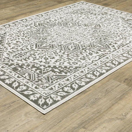 Oriental Weavers Montecito 1101W Grey/ White Rug - angle detail